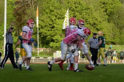 46:6 - Cougars-Party in pink