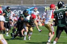 Cougars gewinnen hitzigen Kampf in Oldenburg