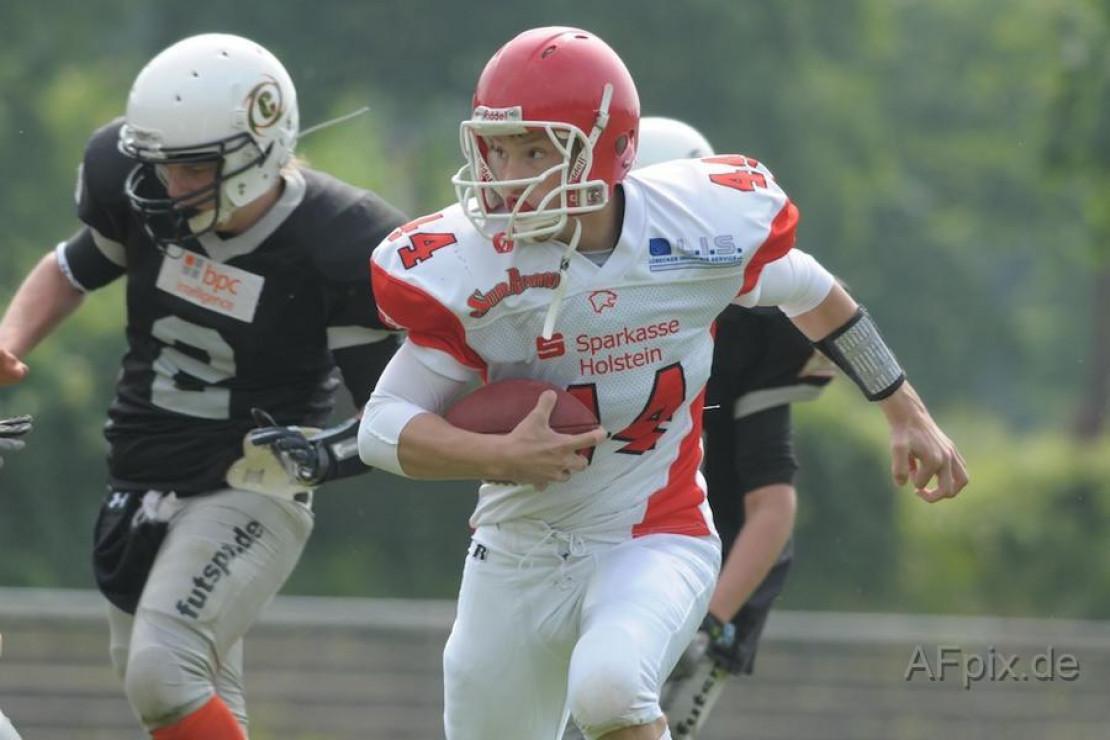 U16 schlägt Meister Kiel